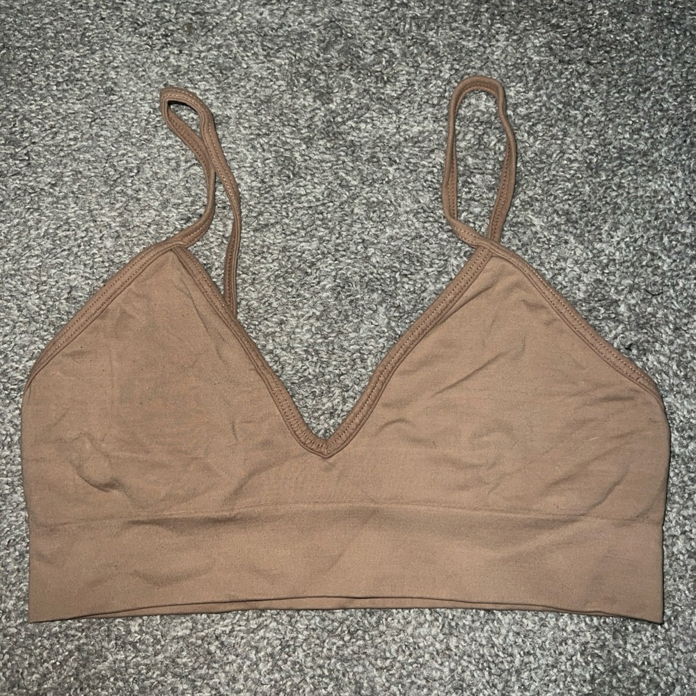 SKIMS Women’s Soft Smoothing Bralette